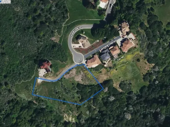 Knobcone Ct, Richmond, CA 94803