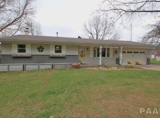 302 Townhall Rd, Metamora, IL 61548