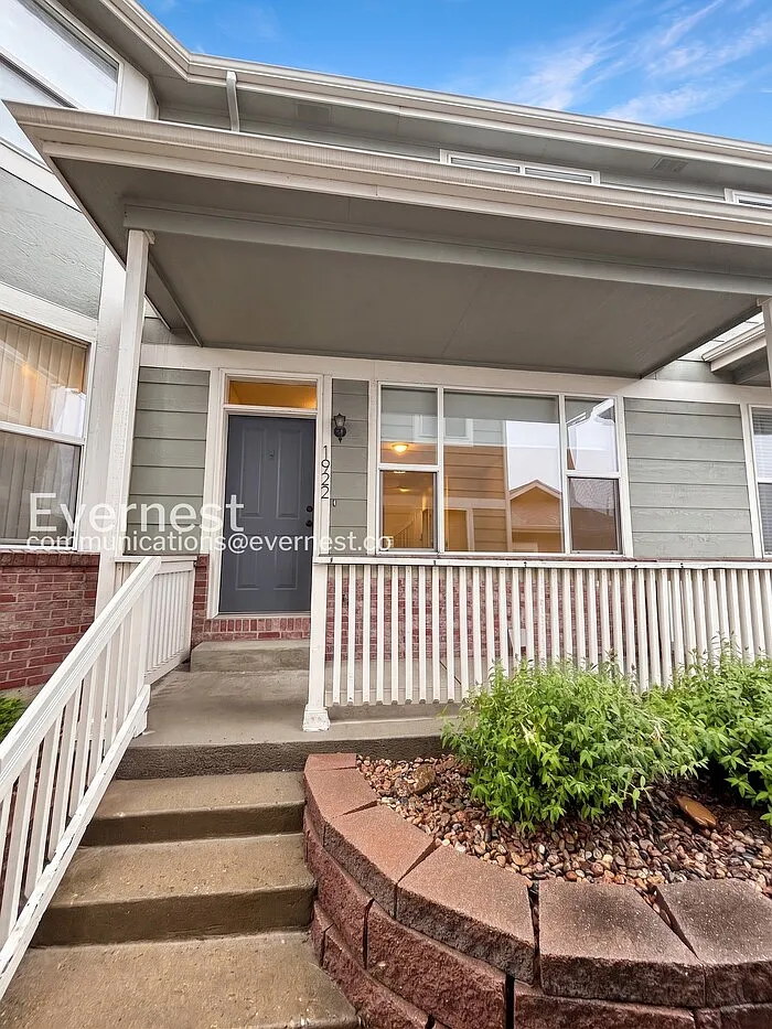 2 bed, 2.5 bath, 1200 sqft, $2,695 — Photo 1