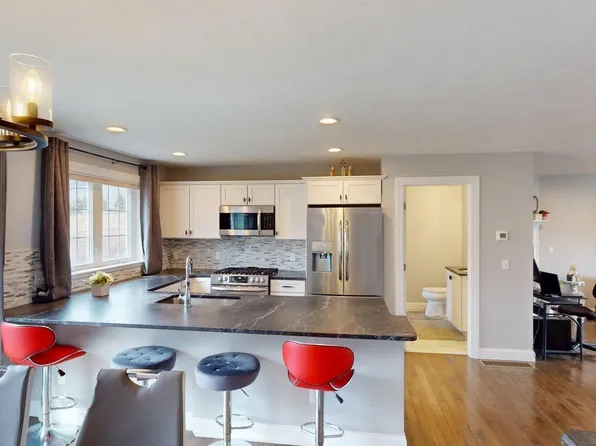 239 Woodland St #3, West Boylston, MA 01583