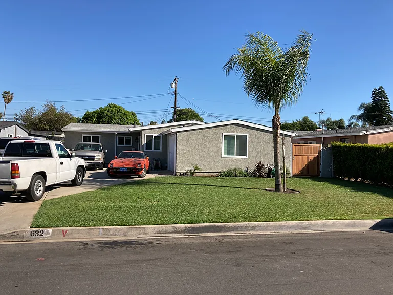 632 Ivanell Ave — Photo 1