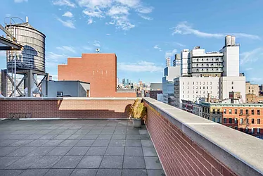 Rented by Nolita Group