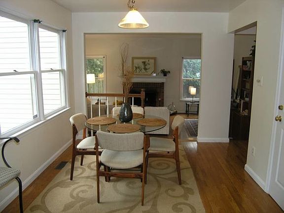 5th image of 3528 Armfield Farm Dr