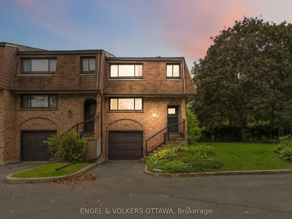 2 Bertona St #18, Ottawa, ON K2G 0W2