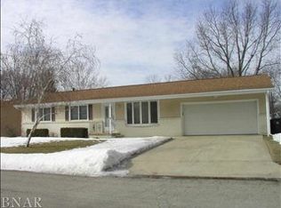 205 Concord Dr, Normal, IL 61761