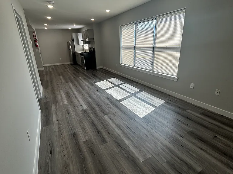 107 Beech St #501 — Photo 12