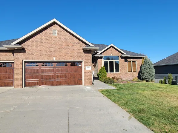 2007 W 50th St, Kearney, NE 68845