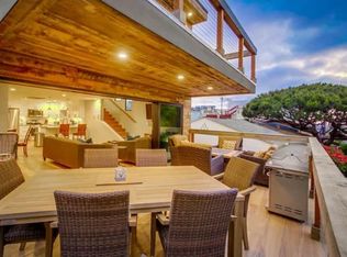 747 Island Ct, San Diego, CA 92109