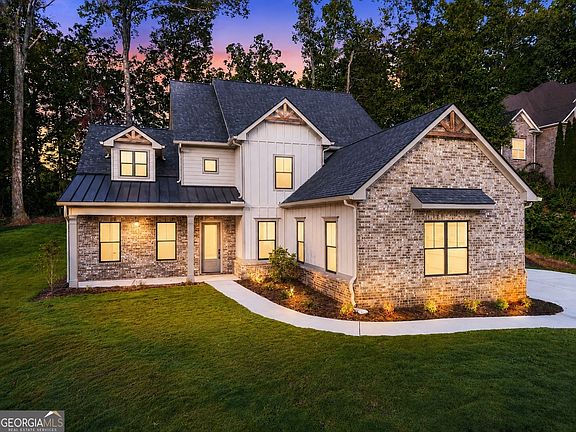 2nd image of 7252 Creekside Way