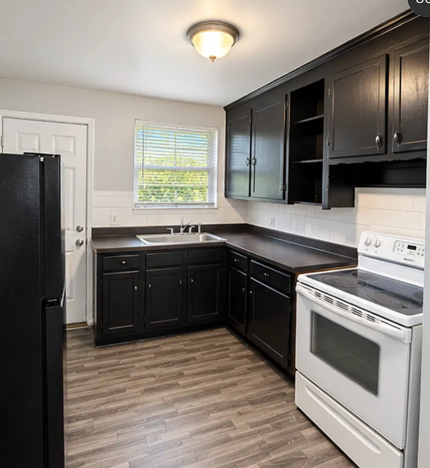 2 bed, 750 sqft, $1,150 — Photo 3