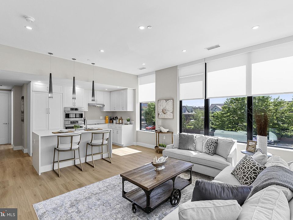 1st image of 801 N Fairfax St #219