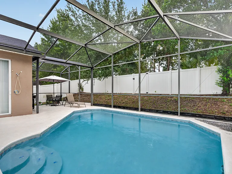 515 Corvina Dr — Photo 31