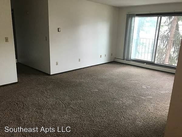 2nd image of 3620 E 42nd St APT 103