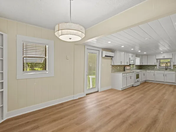 103 N 23rd Street, Fort Pierce, FL 34950