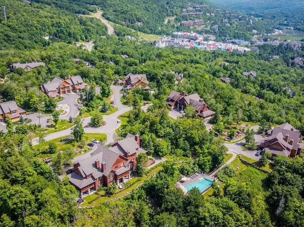 148 Chemin Des Lagendes E1, Mont Tremblant, QC J8E 3M9