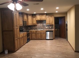 1063 Shellie Ln, Lake Charles, LA 70611