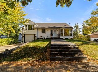 5003 E 47th Ave, Forestburg, AB T0B 1N0