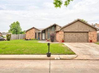 201 E Platt Dr, Yukon, OK 73099