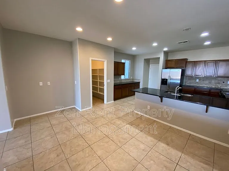 36971 W Oliveto Ave — Photo 8