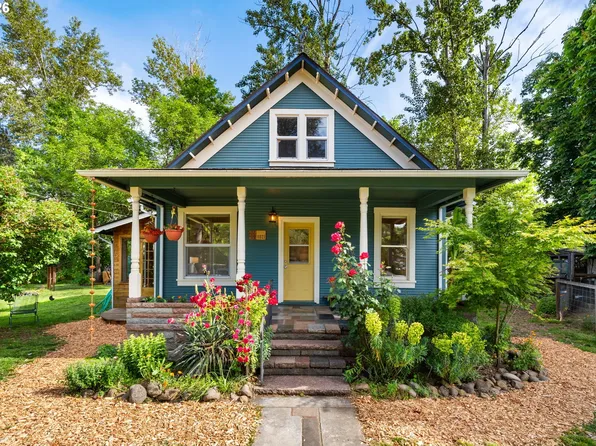 6821 SE Brehaut St, Milwaukie, OR 97222