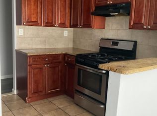 668 N Broad St #4, Elizabeth, NJ 07208