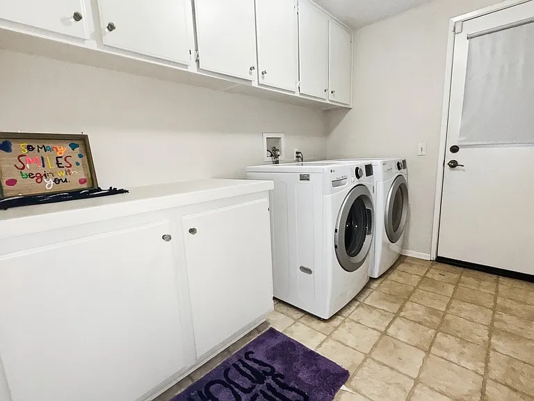 855 Avenue Bernardo — Photo 11