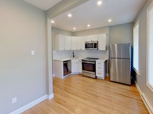 464 Commercial St #6, Boston, MA 02109