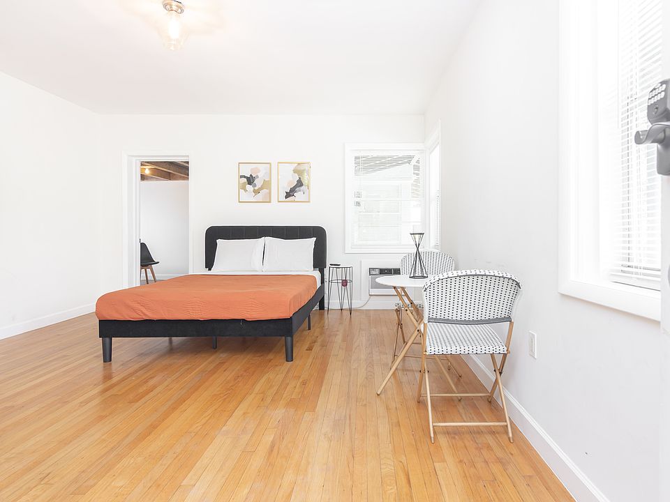 1st image of 300 Sunset Dr APT 12A