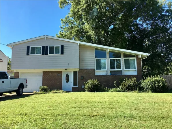 5547 Berry Hill Rd, Norfolk, VA 23502