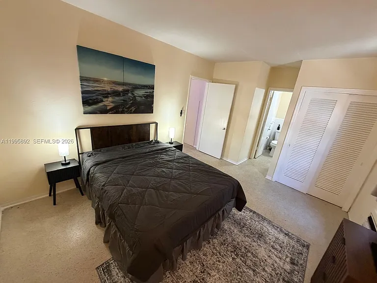 1111 N Victoria Park Rd #3 — Photo 8