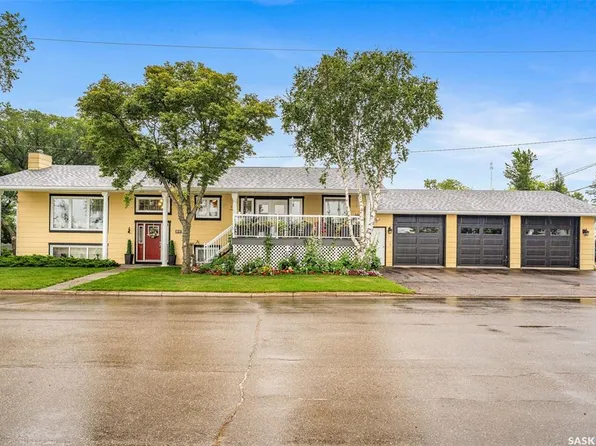 100 Bartlett AVENUE, Kinistino, SK S0J 0H1