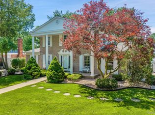 19668 Coachwood Rd, Riverview, MI 48193