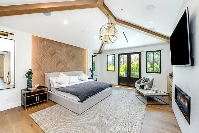 5150 Beeman Ave — Photo 28