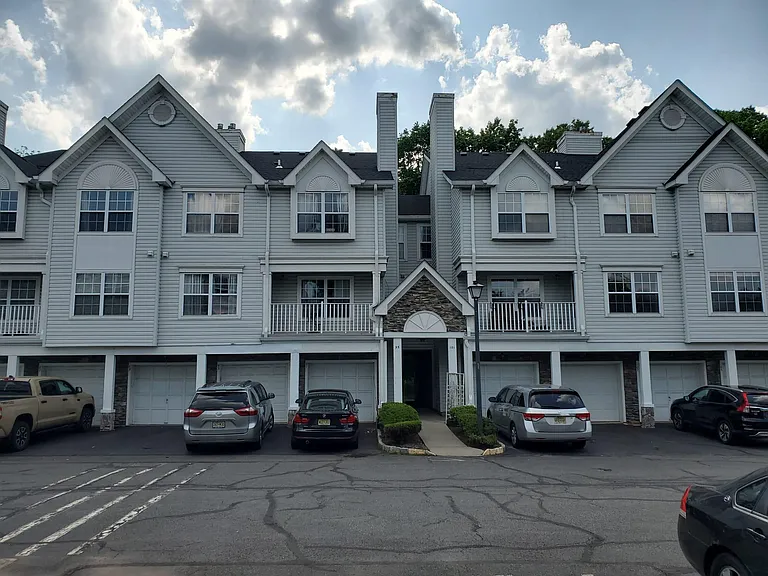 93 Prestwick Way — Photo 8