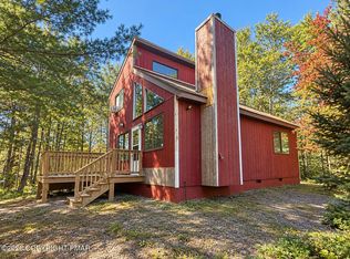 3217 Carobeth Dr, Tobyhanna, PA 18466