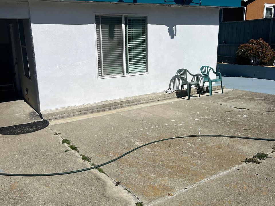 2nd image of 133 Goldenrod Dr