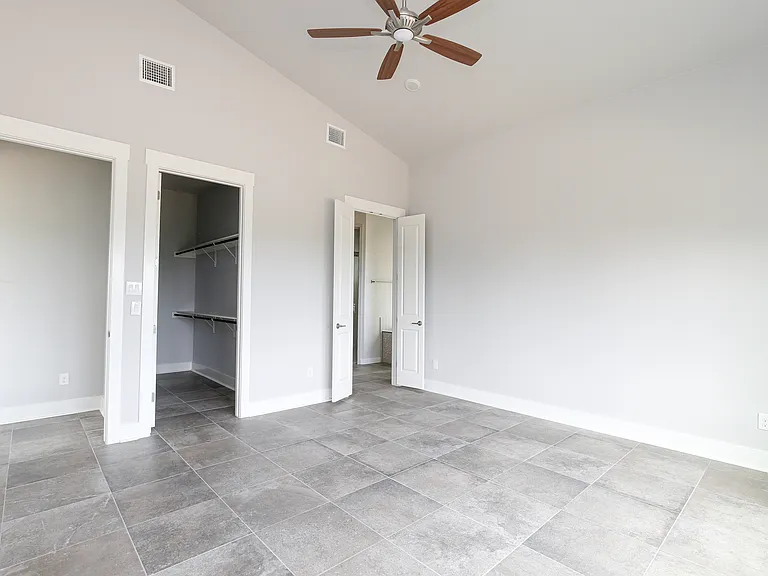 1314 Clayton Nolen Dr — Photo 28