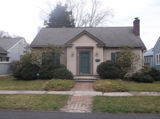 206 Clermont Ave, Stroudsburg, PA