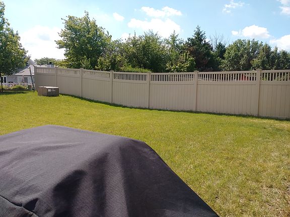 3rd image of 15707 Rob Roy Dr