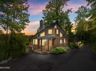 1614 Ridgecrest Dr, Sevierville, TN 37876