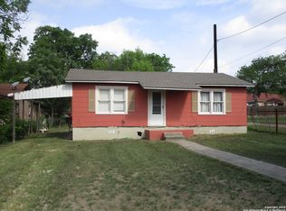 209 Bobbies Ln, Balcones Heights, TX 78201