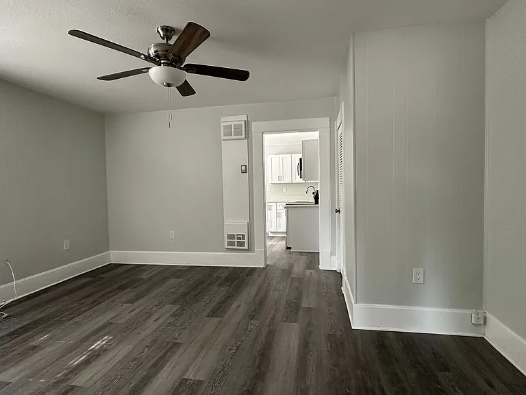 126 E Concord St #C — Photo 5