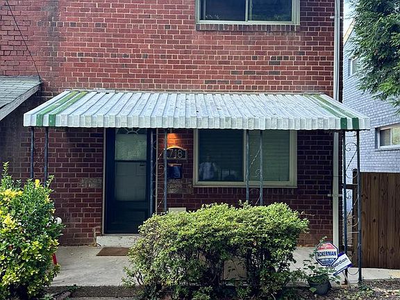 2nd image of 718 Ridge Rd SE