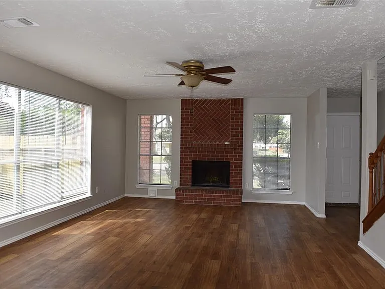 12303 Glenmeadow Dr — Photo 1