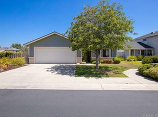 997 Concord Ct, Vista, CA 92081