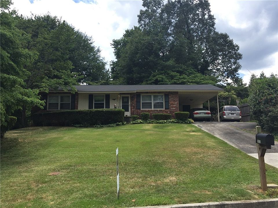 1st image of 2052 Dundee Dr SE