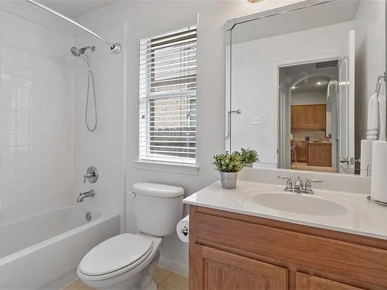 2101 Aaron Ross Way — Photo 26
