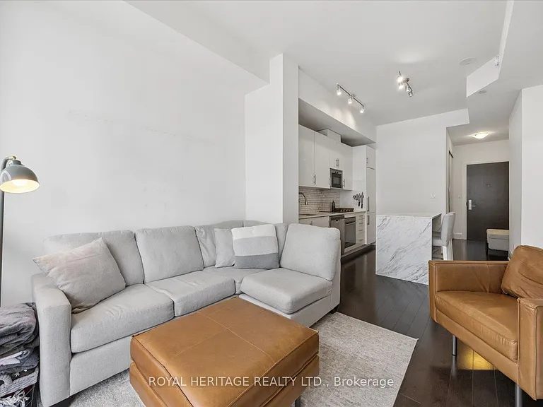 460 Adelaide St E #Penthouse 122 — Photo 18