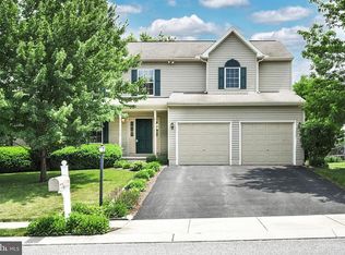 2315 Warwick Rd, York, PA 17408