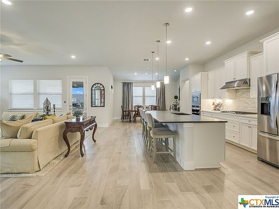 2nd image of 1233 Dancing Oak Ln